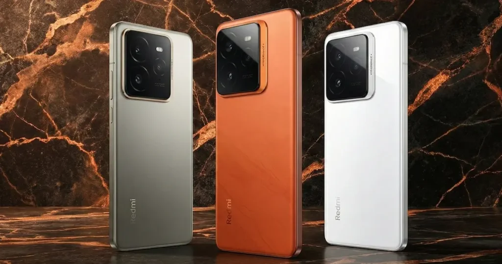 Realme GT 7 Pro en acabados dorado, Mars Orange y blanco, mostrando su módulo de cámara trasera y construcción que influye en la gestión térmica y el rendimiento sostenido.